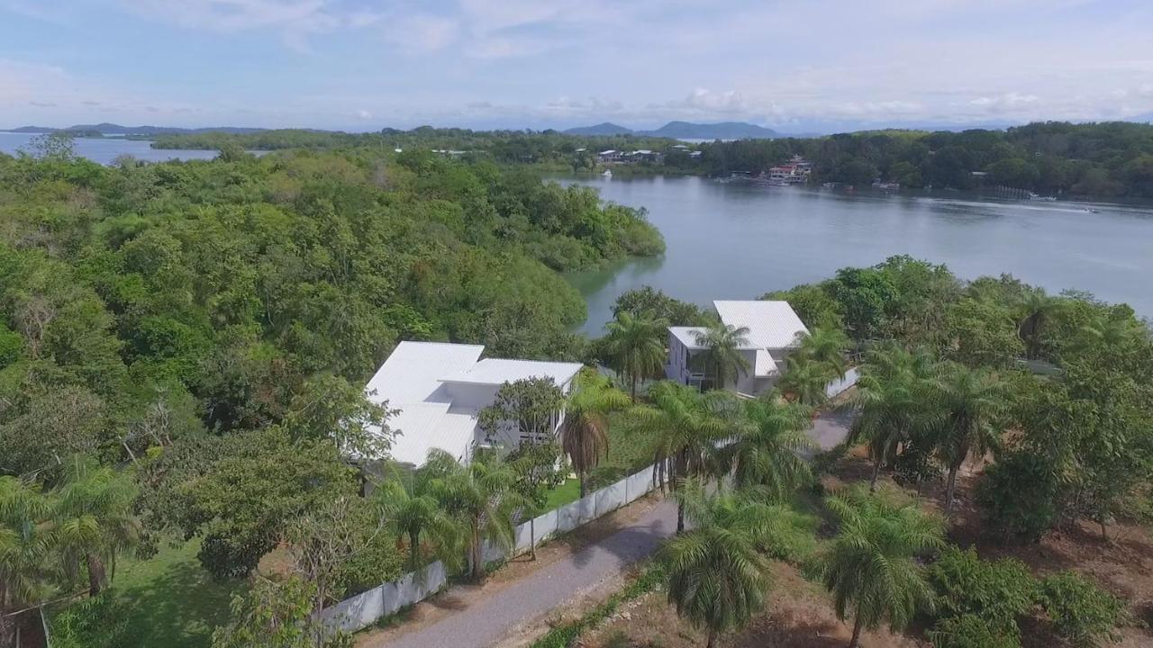 Isla Escondida Villa *